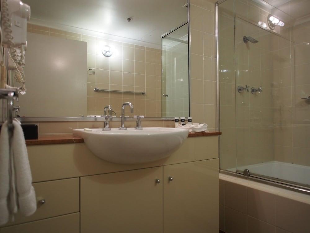 Adina Serviced Apartments Sydney Martin Place Exterior photo