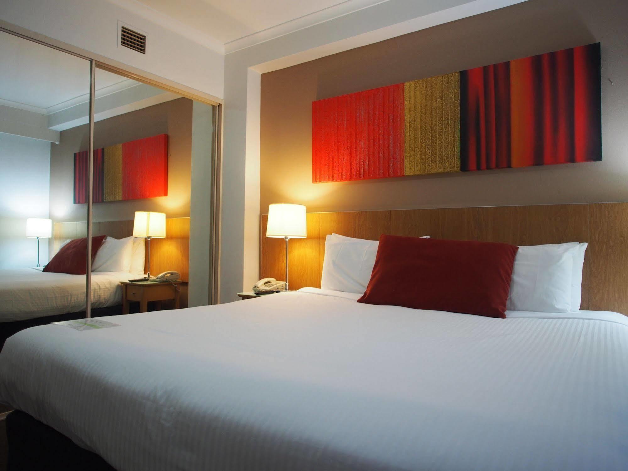 Adina Serviced Apartments Sydney Martin Place Exterior photo